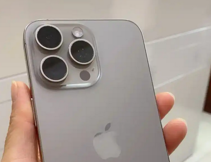 平和iPhone15序列号查询分享如何查找苹果15手机序列号的位置